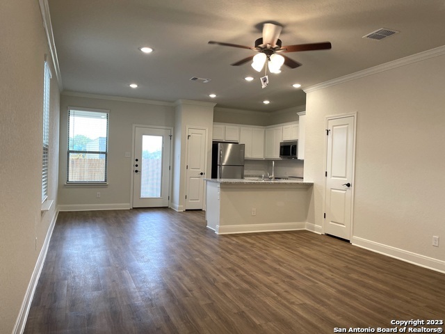Listing photo id 22 for 10314 Lynwood Branch