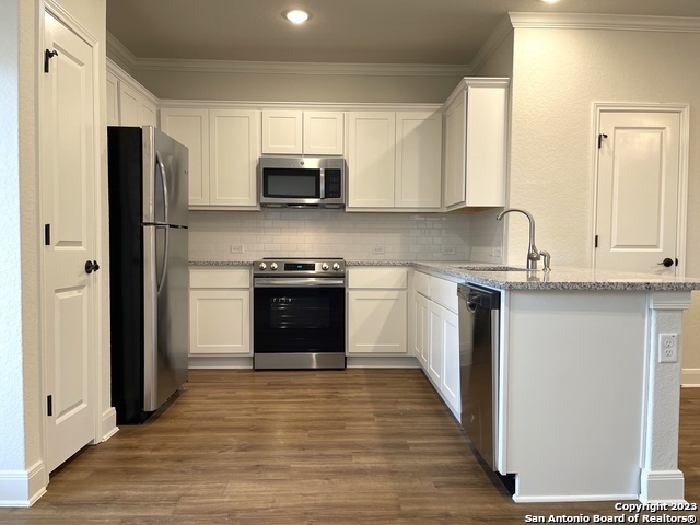 Listing photo id 24 for 10314 Lynwood Branch