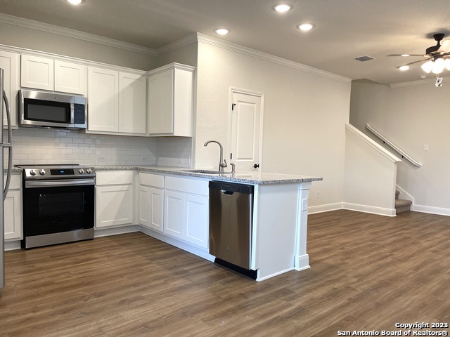 Listing photo id 25 for 10314 Lynwood Branch