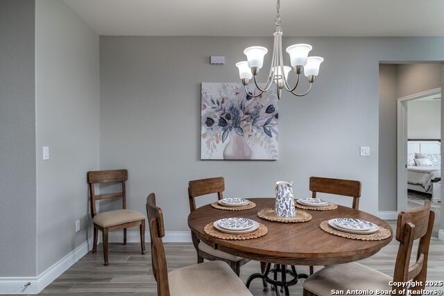Image 15 of 52 For 12810 Thornbrooke