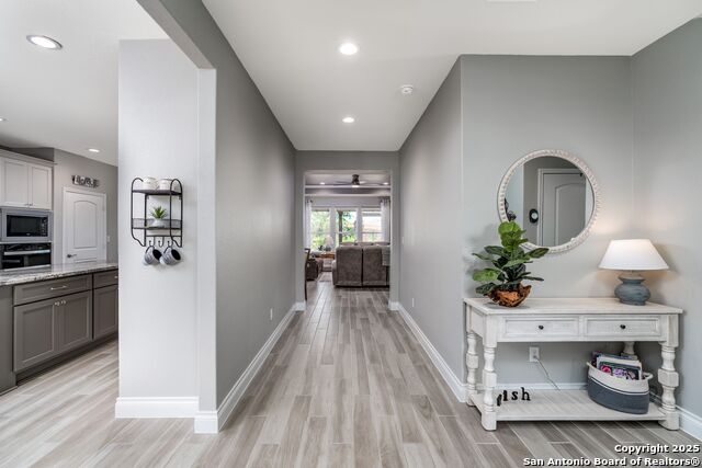 Image 17 of 52 For 12810 Thornbrooke