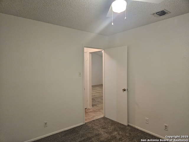 Listing photo id 19 for 4679 Misty Run