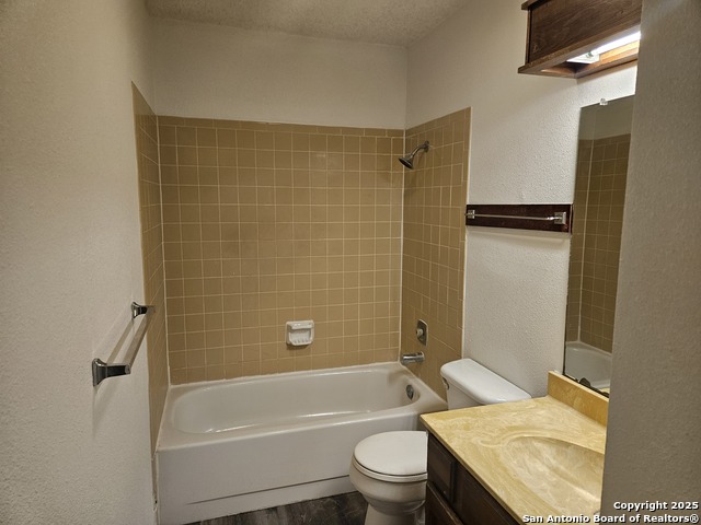 Listing photo id 25 for 4679 Misty Run