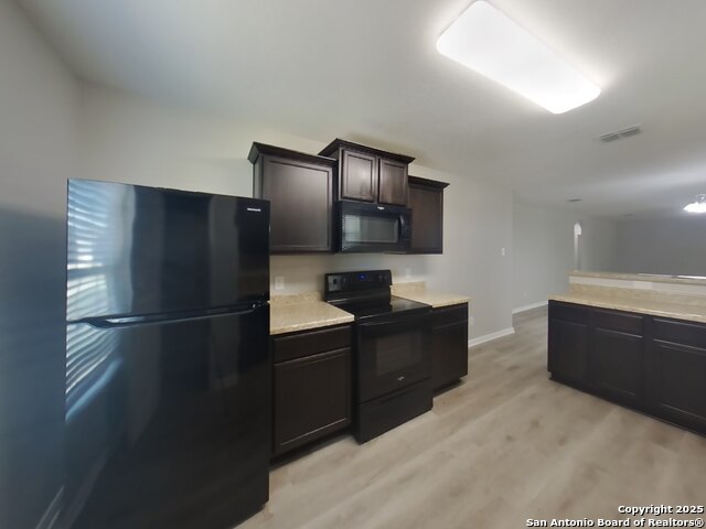 Image 6 of 21 For 6215 Baywood