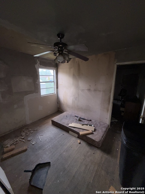 Listing photo id 3 for 1414 Amanda