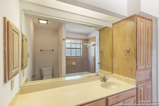 Image 10 of 16 For 17226 Old Lyme  1802