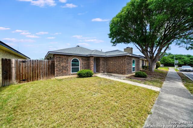 Image 2 of 37 For 608 Fern Meadow