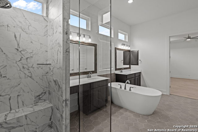 Image 21 of 22 For 517 Corwin Springs