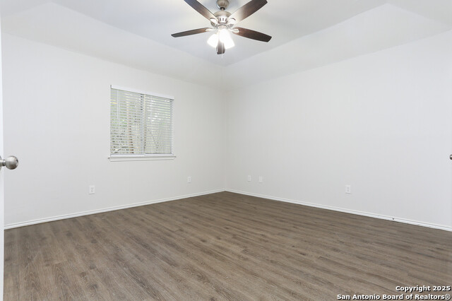Image 11 of 17 For 6334 Candleview