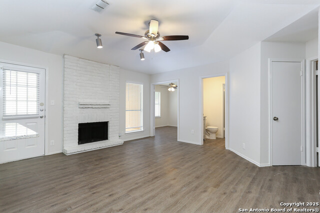 Image 4 of 17 For 6334 Candleview