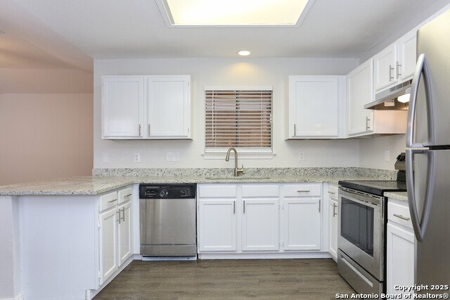 Image 7 of 17 For 6334 Candleview