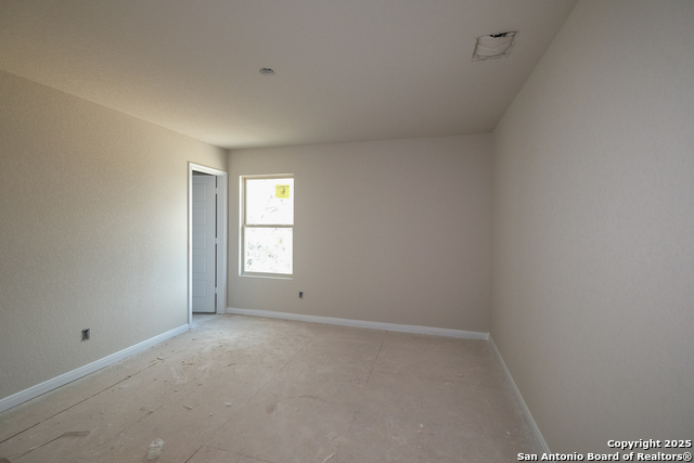 Image 11 of 31 For 22225 Jordans Place