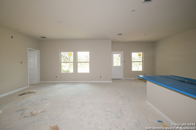 Image 5 of 31 For 22225 Jordans Place