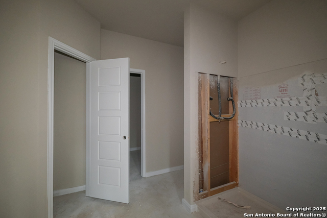 Image 9 of 31 For 22225 Jordans Place