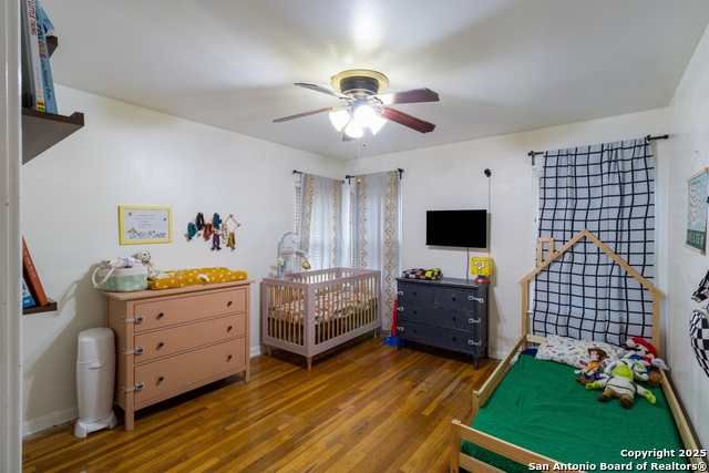 Image 15 of 18 For 450 Pamela