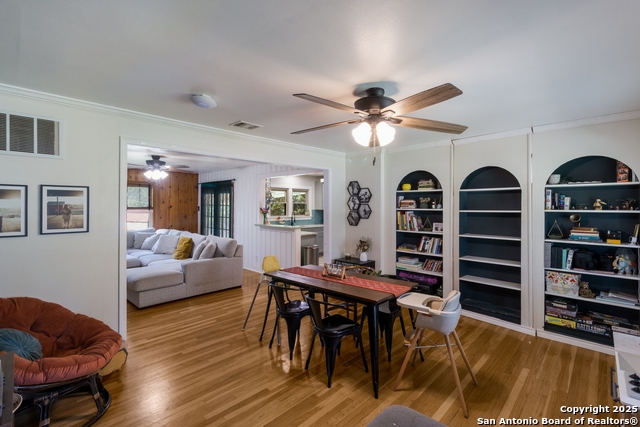 Image 4 of 18 For 450 Pamela