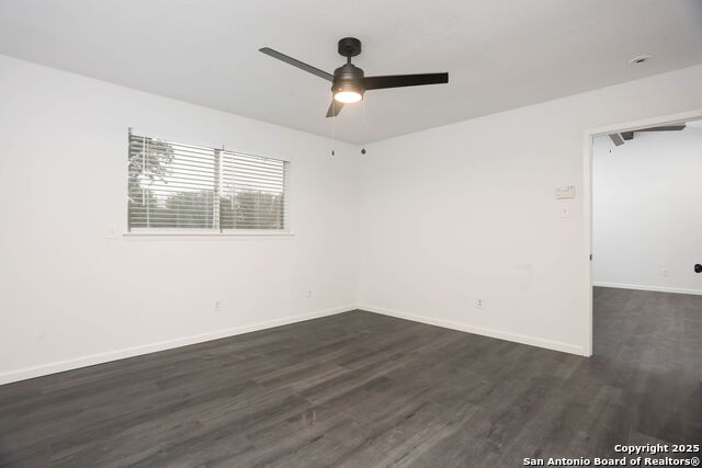 Image 15 of 34 For 14139 Cradlewood