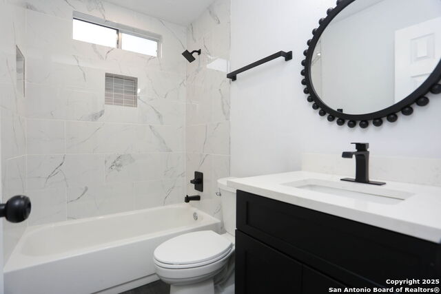 Image 19 of 34 For 14139 Cradlewood