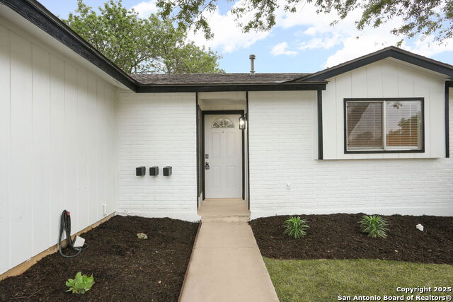 Image 3 of 34 For 14139 Cradlewood