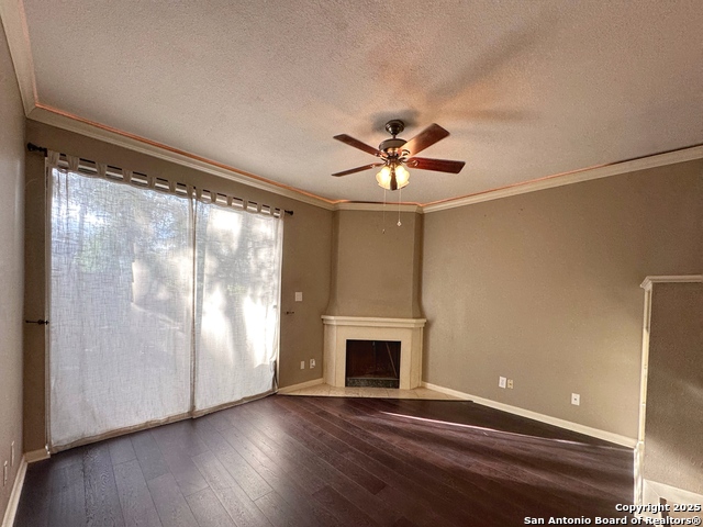 Image 4 of 18 For 11815 Vance Jackson 3106