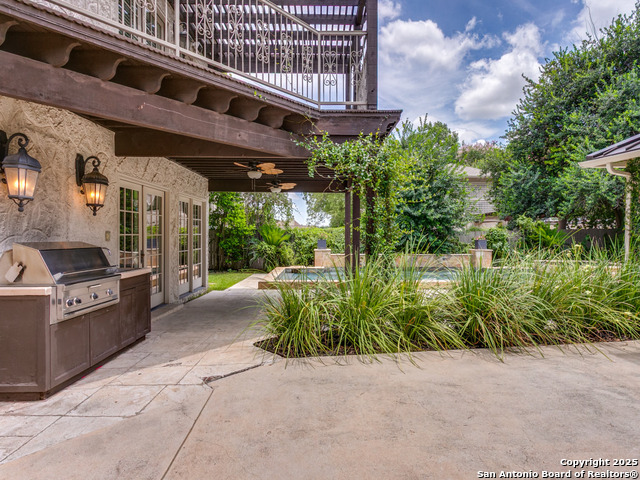 Listing photo id 30 for 204 Parklane