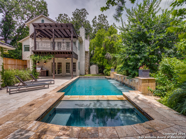 Listing photo id 33 for 204 Parklane