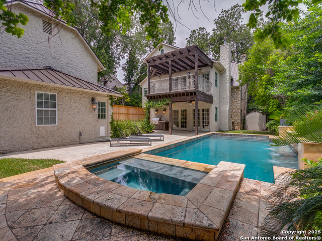 Listing photo id 34 for 204 Parklane