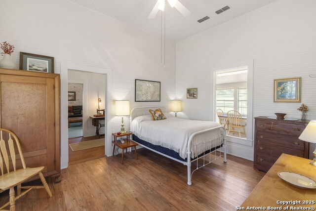 Image 17 of 38 For 1078 Fm 480