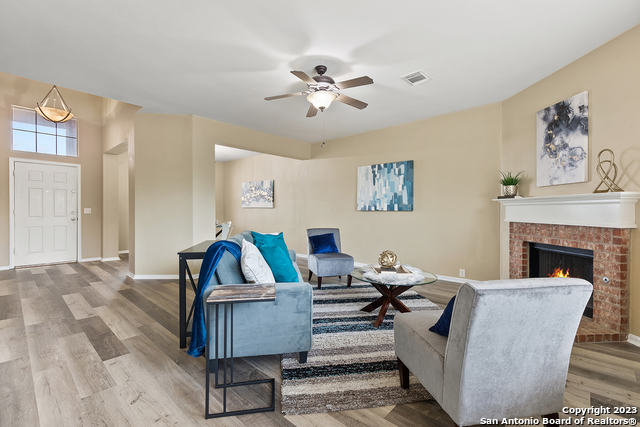 Image 27 of 36 For 13140 Mystic Saddle