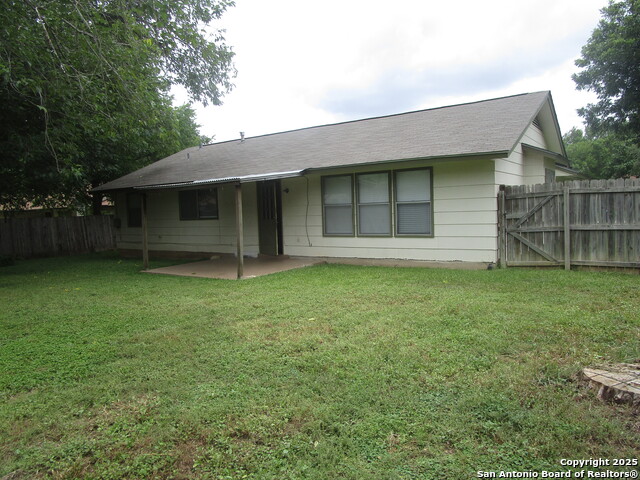 Image 13 of 13 For 8231 Creekline