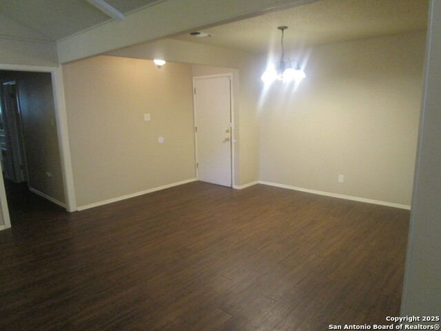 Image 3 of 13 For 8231 Creekline