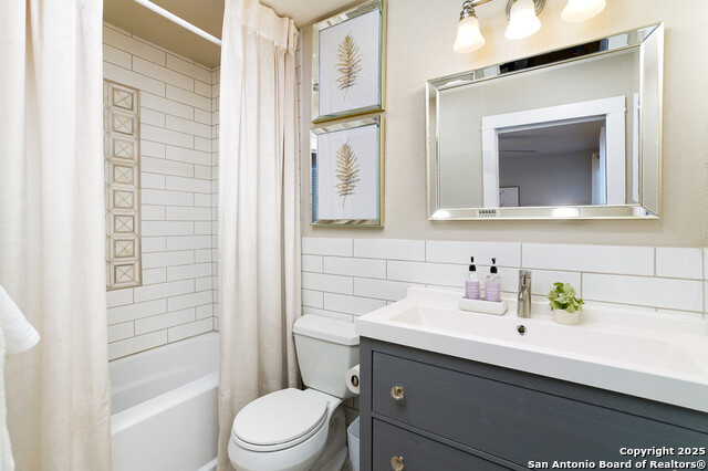 Image 11 of 26 For 255 Carle  