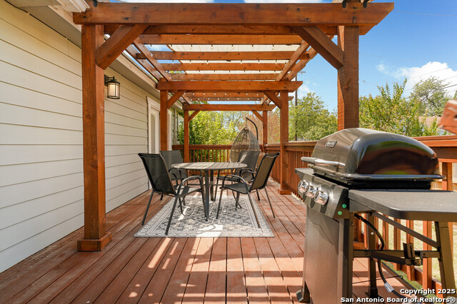 Image 16 of 26 For 255 Carle  