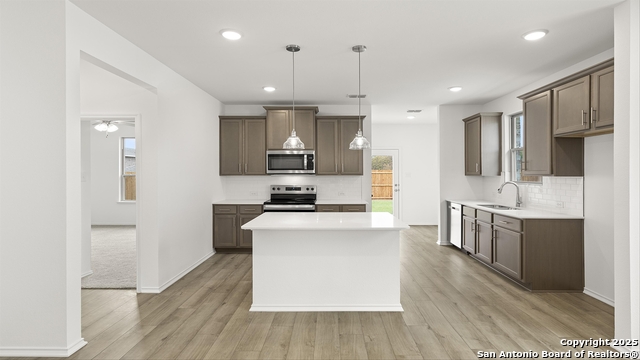 Image 3 of 51 For 5723 Marble Falls