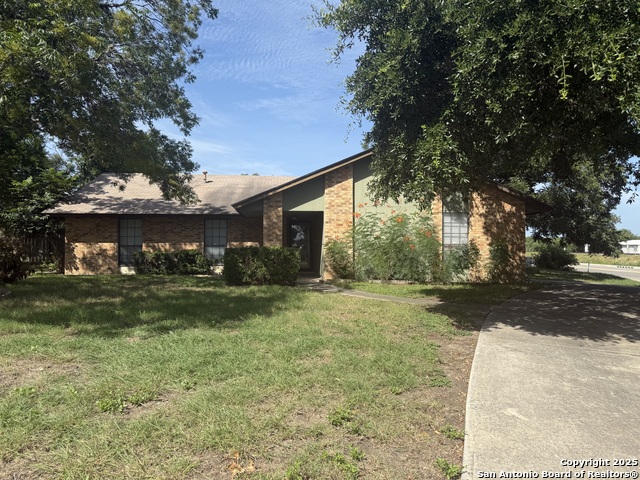 Details for 912 Spring Hill Dr, New Braunfels, TX 78130