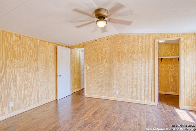 Image 17 of 46 For 18883 Lagloria