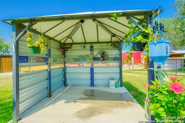 Image 30 of 46 For 18883 Lagloria