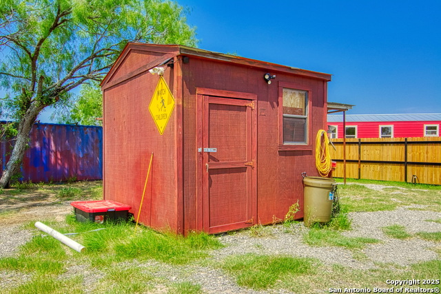 Image 46 of 46 For 18883 Lagloria