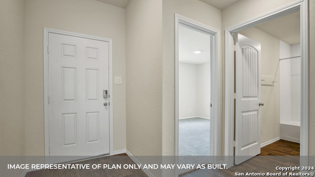 Image 3 of 30 For 1042 Argonne Forest