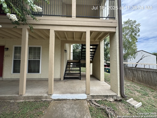 Image 2 of 5 For 8702 Village  814