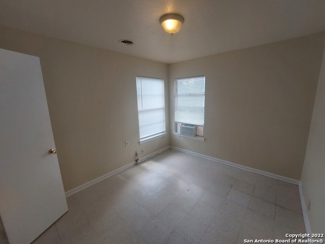 Image 4 of 22 For 438 Saipan Pl