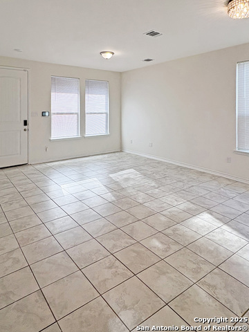 Image 5 of 37 For 3910 Sunfield Dr