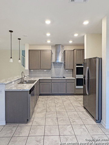 Image 9 of 37 For 3910 Sunfield Dr
