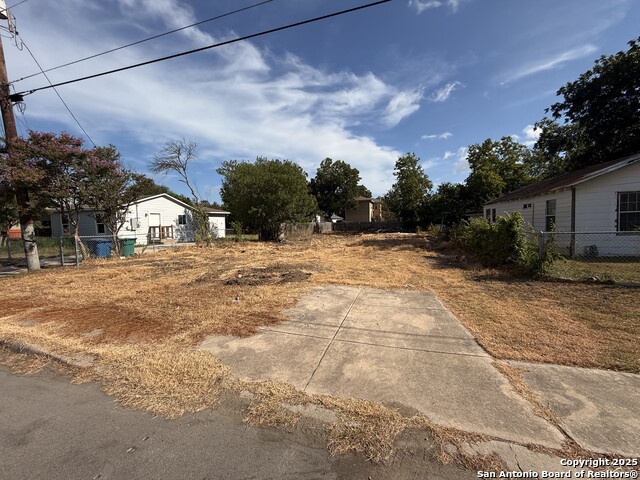 Details for 211 Prosperity, San Antonio, TX 78237
