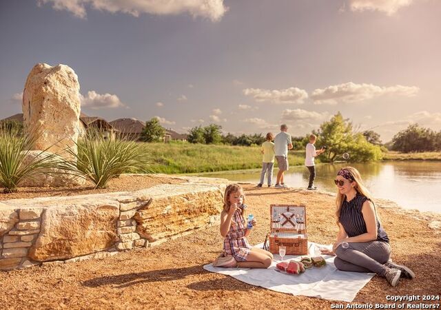 Image 14 of 39 For 437 Fandango