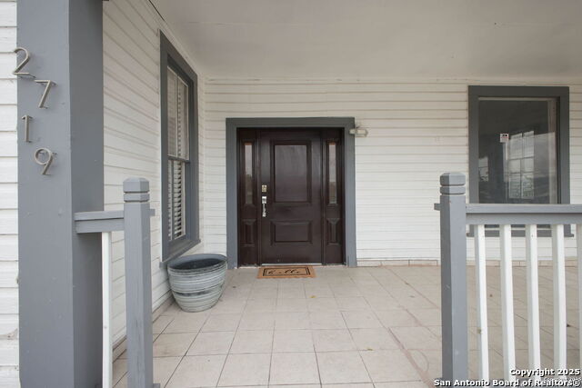 Image 13 of 27 For 2719 Houston St. W