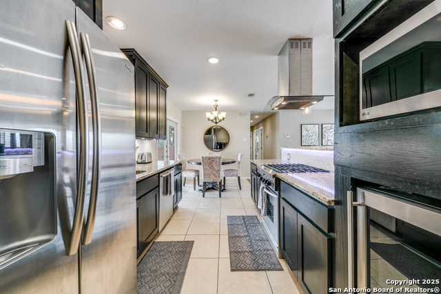 Image 4 of 12 For 379 Sprucewood