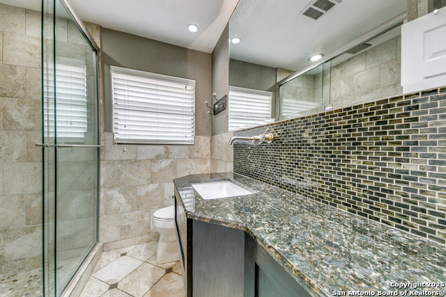 Image 8 of 12 For 379 Sprucewood