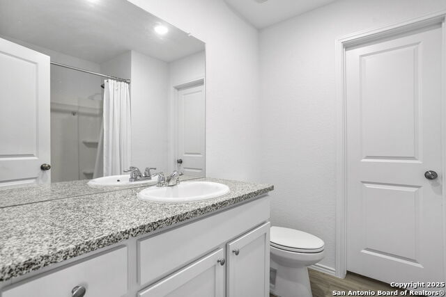 Image 10 of 16 For 7119 Satellite Way
