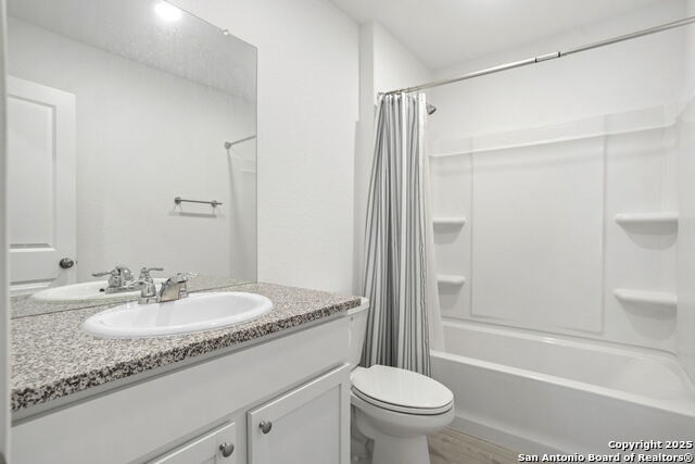 Image 13 of 16 For 7119 Satellite Way